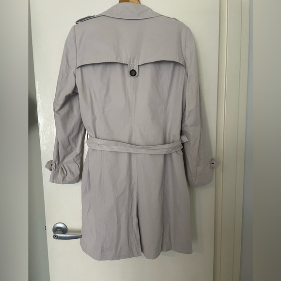 ⭐️Host Pick⭐️ Debenhams double-breasted trenchcoat. Beige. - Picture 2 of 6